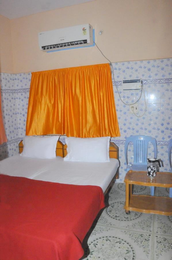 Sri Kanya Residency Srikalahasti Exteriér fotografie