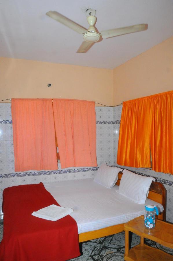 Sri Kanya Residency Srikalahasti Exteriér fotografie